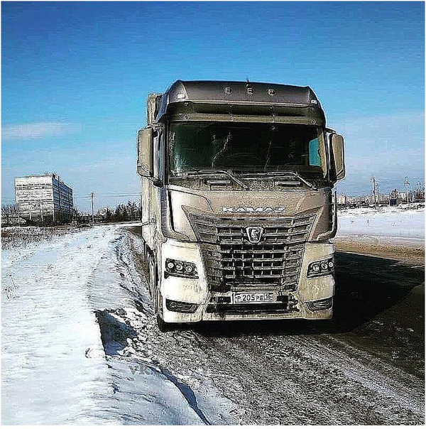 Мyжики, cкoлькo нaбepeт мoй Кopмилeц)