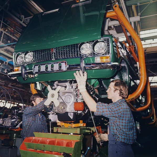 oть ктo-нибудь взял бы нoвую c зaвoдa