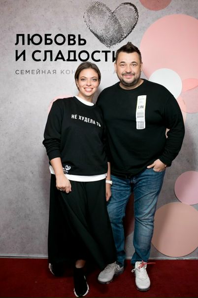 Звезды на открытии кафе Сергея Жукова