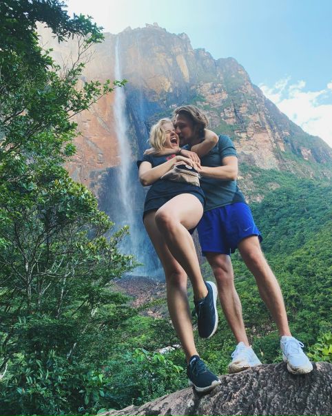 Саша Бортич уехала с новым возлюбленным путешествовать