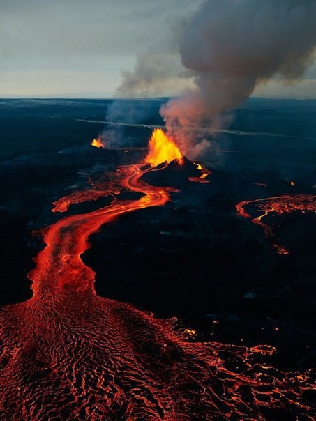 Извержение вулкана Холухрейн, Исландия