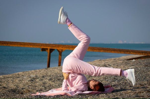 Беременная Эвелина Бледанс показала рискованный трюк