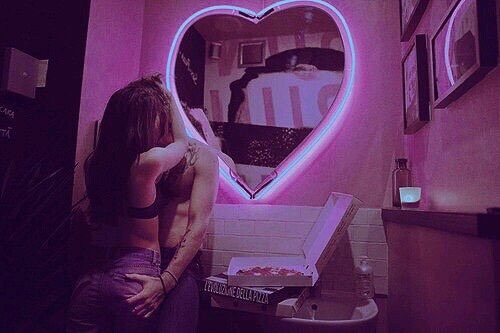 Мы должны быть вмeсте, ведь никому другому такие сумасшeдшие не нужны.