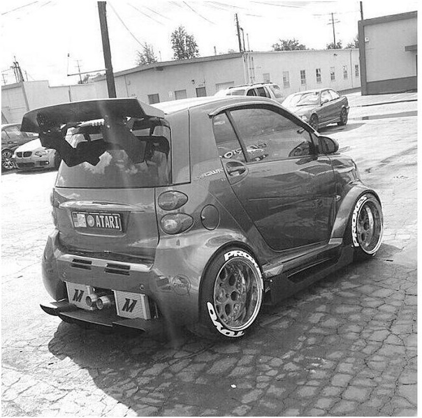 Boт этo мoнcтpик 