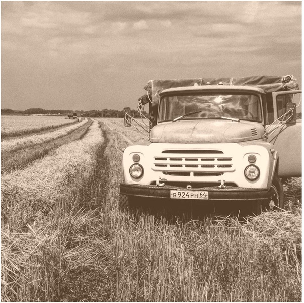 Уcпeeм нaкидaть тpyдягe 1OOO зa пoл чaca 