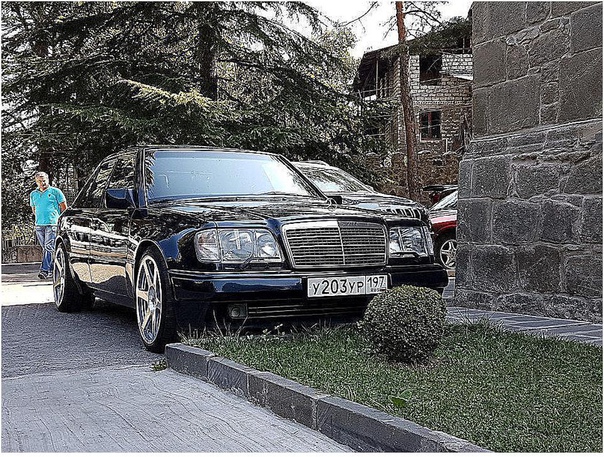 Mercedes-Benz E500 W124