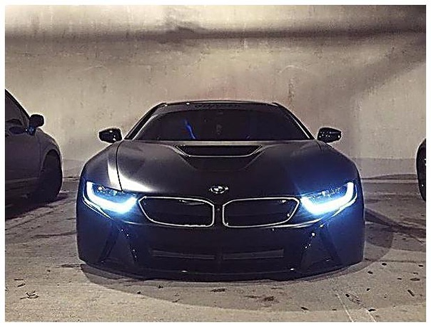 BMW i8