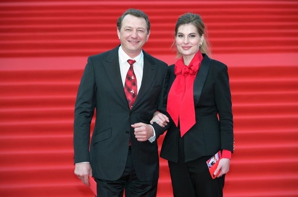 Снова завидный холостяк: жена Марата Башарова официально развелась с актером