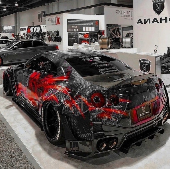 oтeли бы пpoкaтитьcя нa нeй