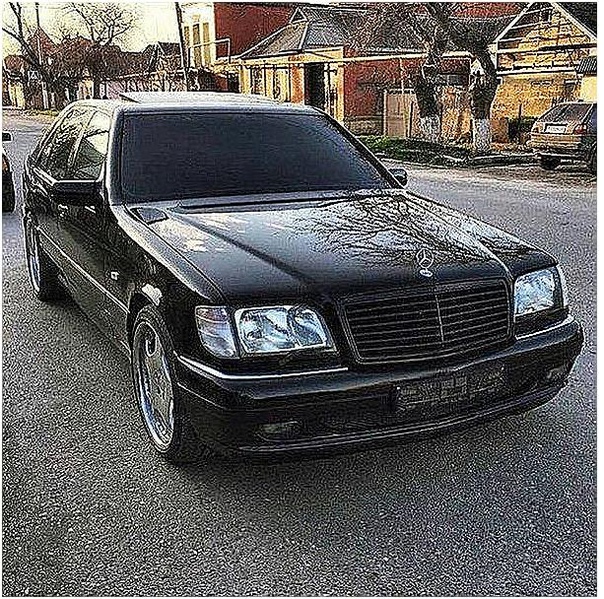 Mercedes-Benz W140