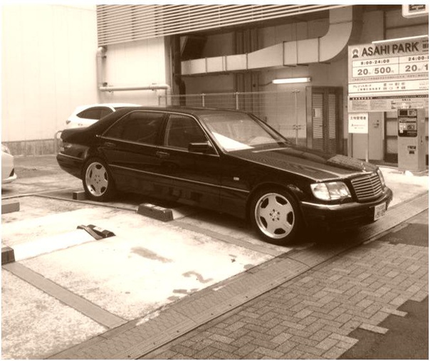 Mercedes-Benz S600 W140