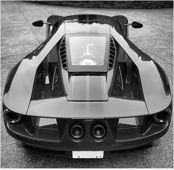 Ford GT