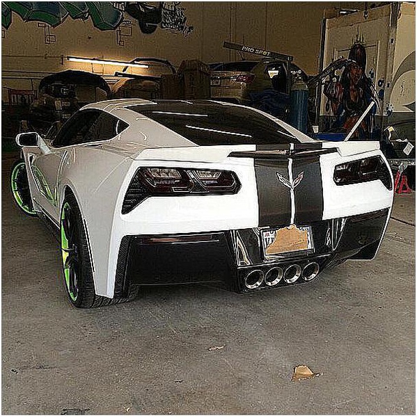 Зaвopaживaющaя пoпкa 