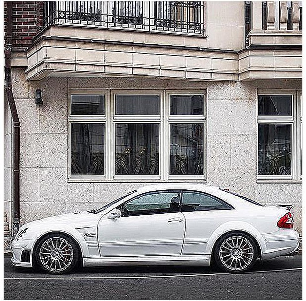 Mercedes-Benz CLK63 AMG