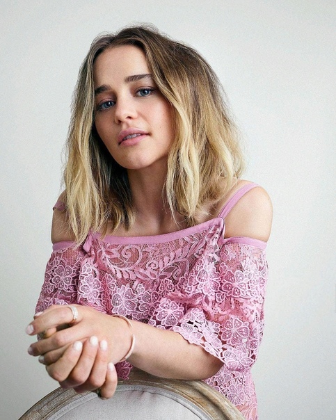 Эмилия Кларк 