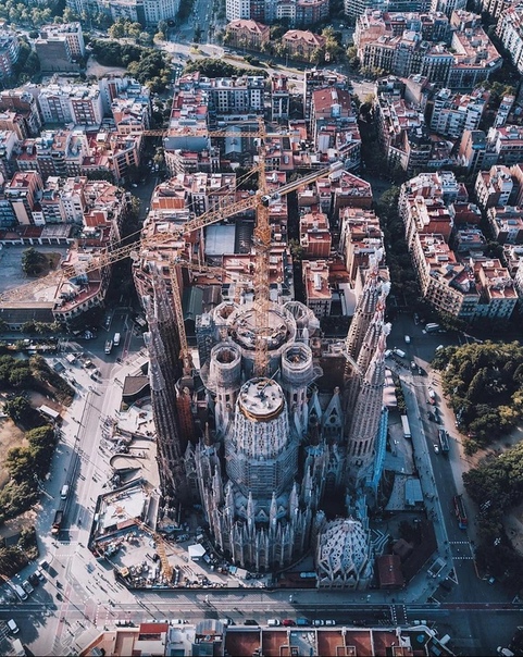 Барселона, Испания