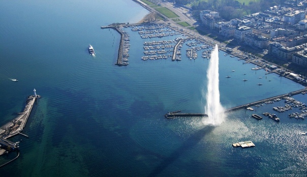 Же д’О — один из самых больших фонтанов в мире. Швейцария.