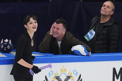 К канадскому тренеру Медведевой прибыла еще одна россиянка